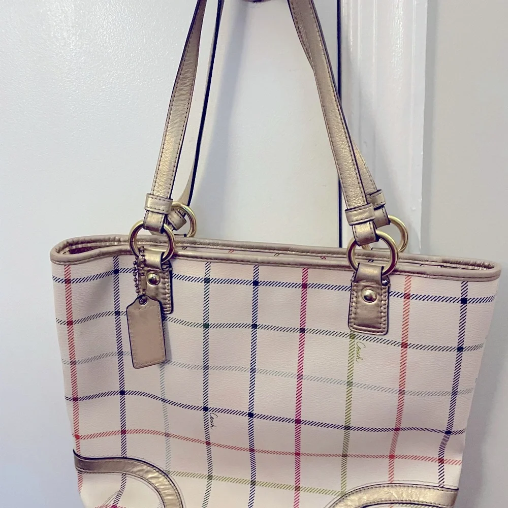 Authentic Coach Bag - Picture 2 of 4